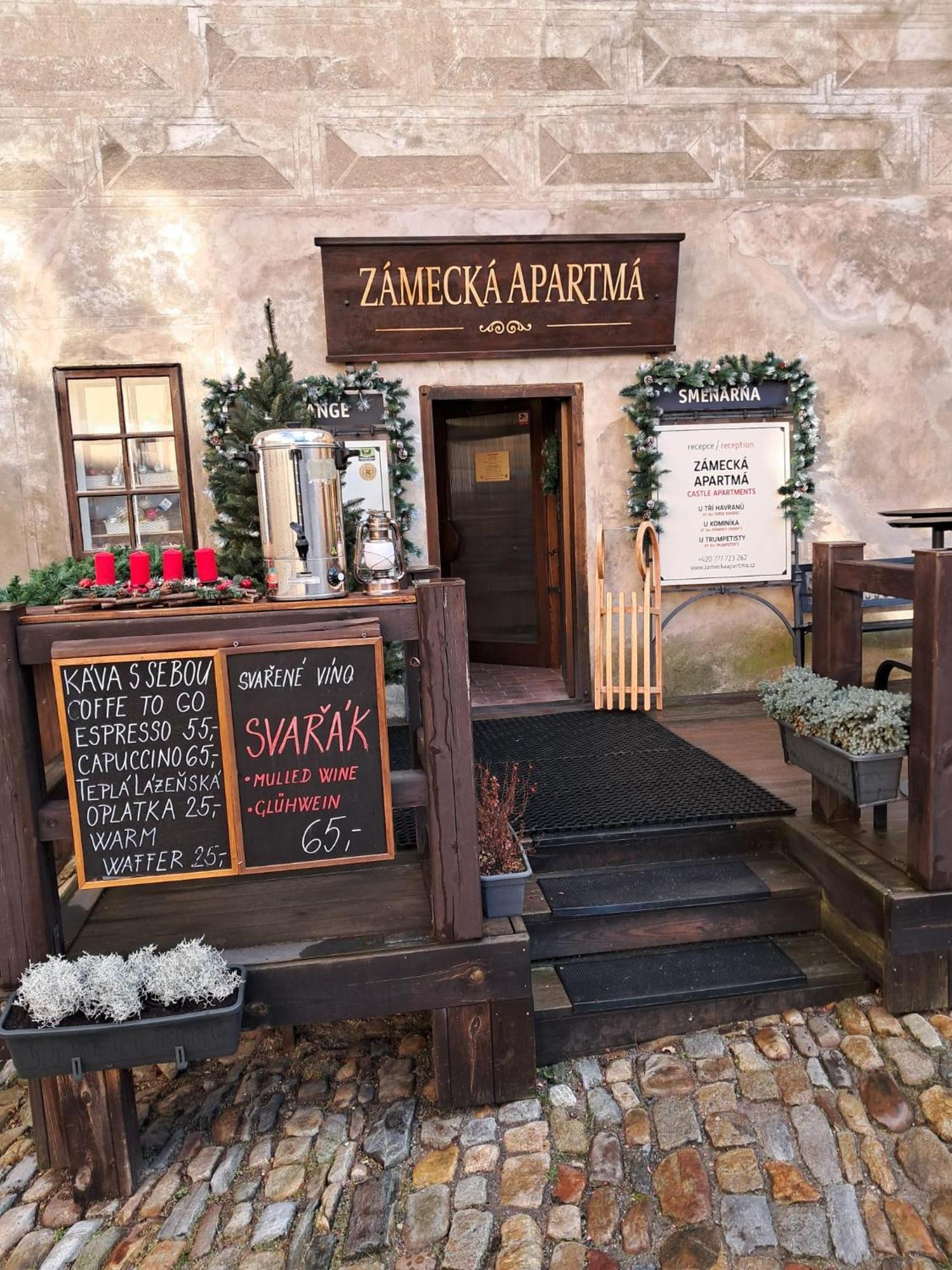 Pension Zamecka Apartma - Castle Apartments Cesky Krumlov Bagian luar foto